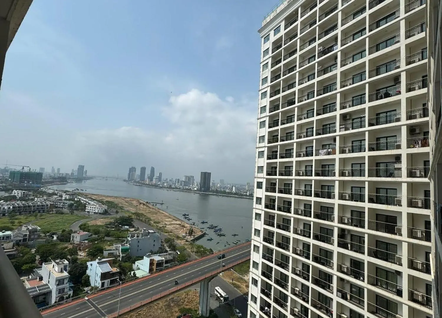 Wyndham Golden Bay Da Nang Apartment Vietnam