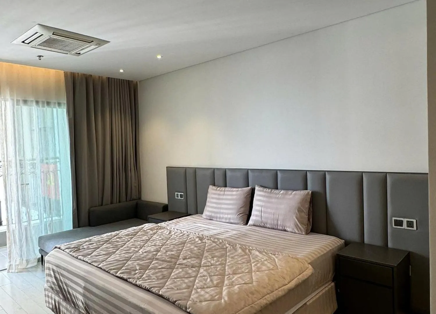 Wyndham Golden Bay Da Nang Apartment