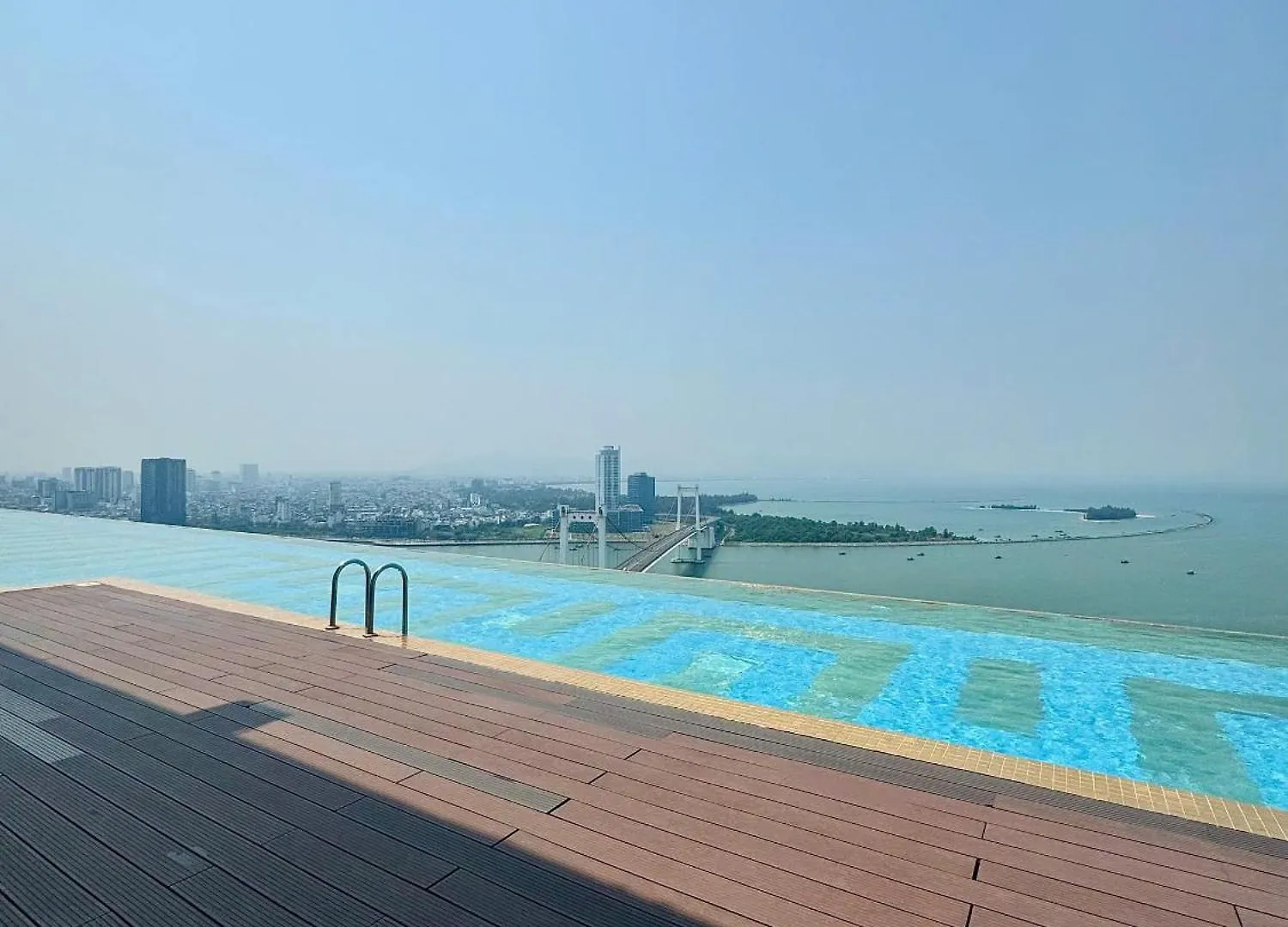 公寓 Wyndham Golden Bay Da Nang公寓 越南
